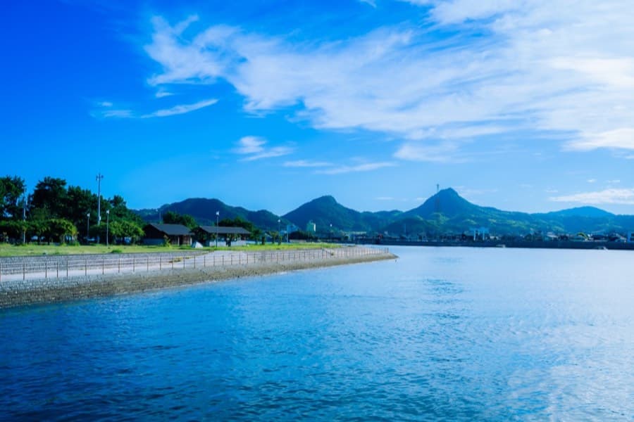 鹿島 北条の海 船で3分の無人島